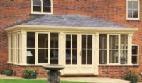 Vaulted Garden Room with Pilaster and Cournice Details